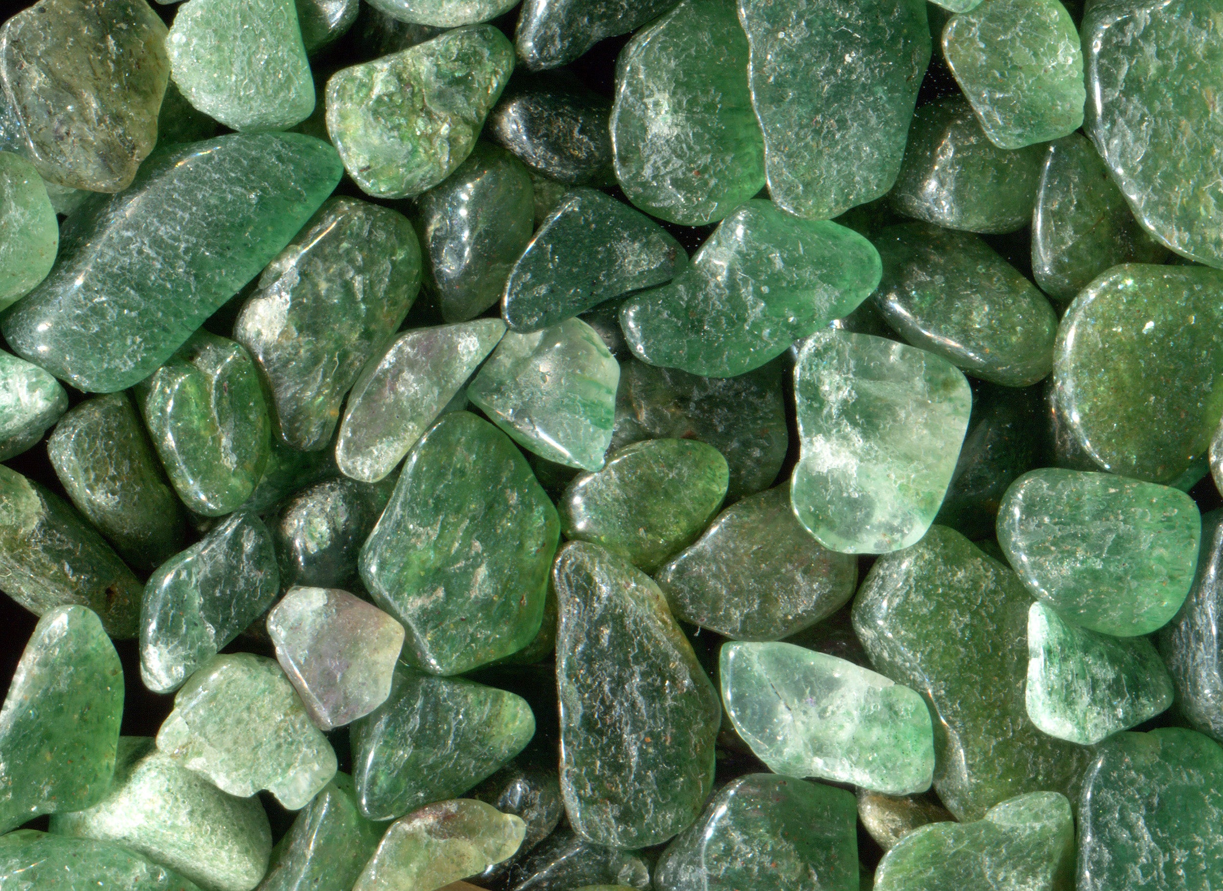 Aventurine colors on sale