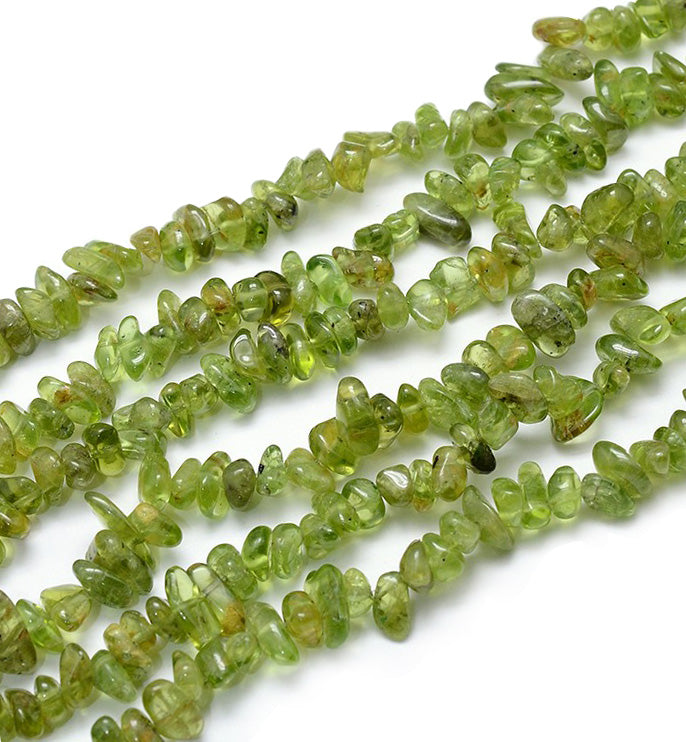 Peridot Chip Beads, Chips, Green Color. Semi-precious Peridot Beads.   Size: 3-5x3-5mm chips, Hole: 1mm; approx. 31.5 inches.  Material: Genuine Natural Peridot Chips. Green Color Chip Beads. Polished, Shinny Finish.